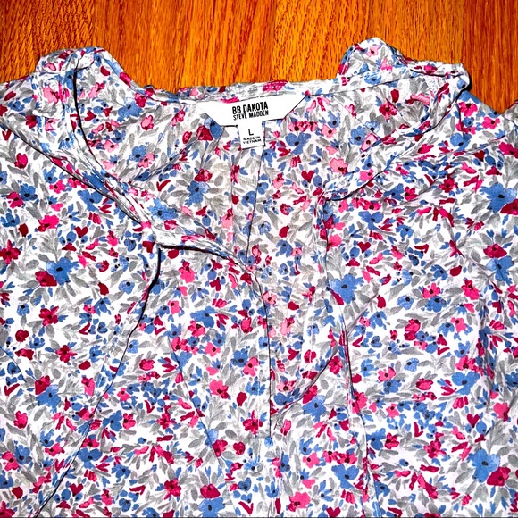 So cute! BB Dakota Steve Madden sleeveless top - Size Large - Picture 3 of 6